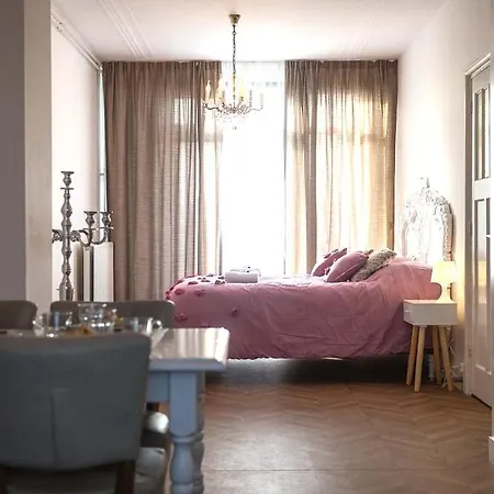 Casa - Luxueus Compleet In Hippe Buurt Vlakbij Centrum *